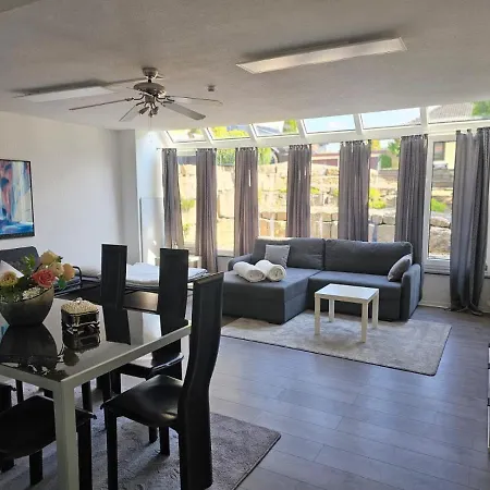 Elw Sonnig,terasse, Bis Zu 13 Schlafpl. Appartement *