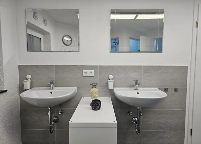 Elw Sonnig,terasse, Bis Zu 13 Schlafpl. Obergröningen